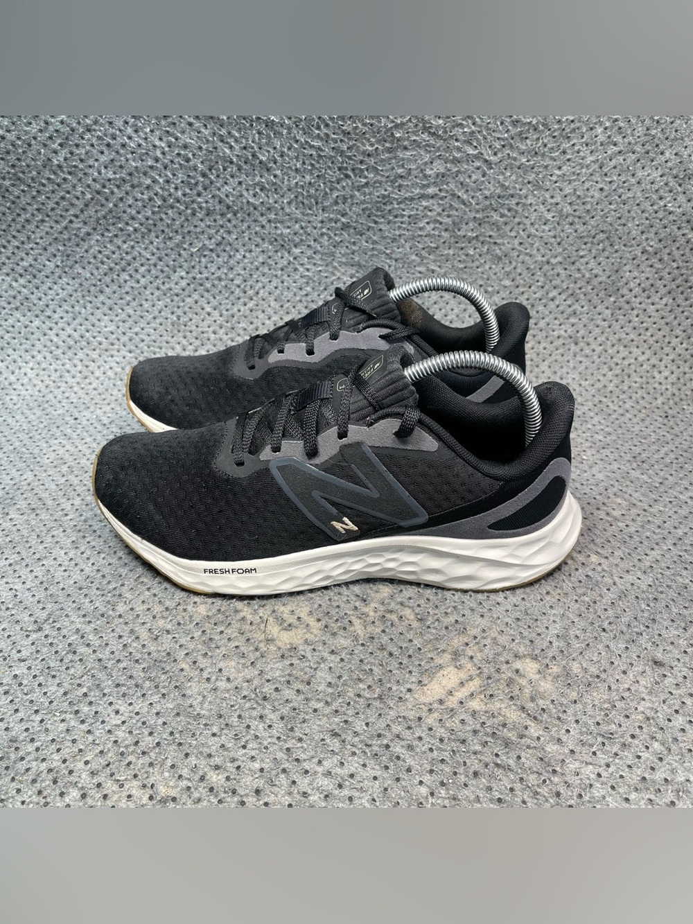 New Balance Fresh Foam Arish v4 Running Shoes Size 9.5 Women’s